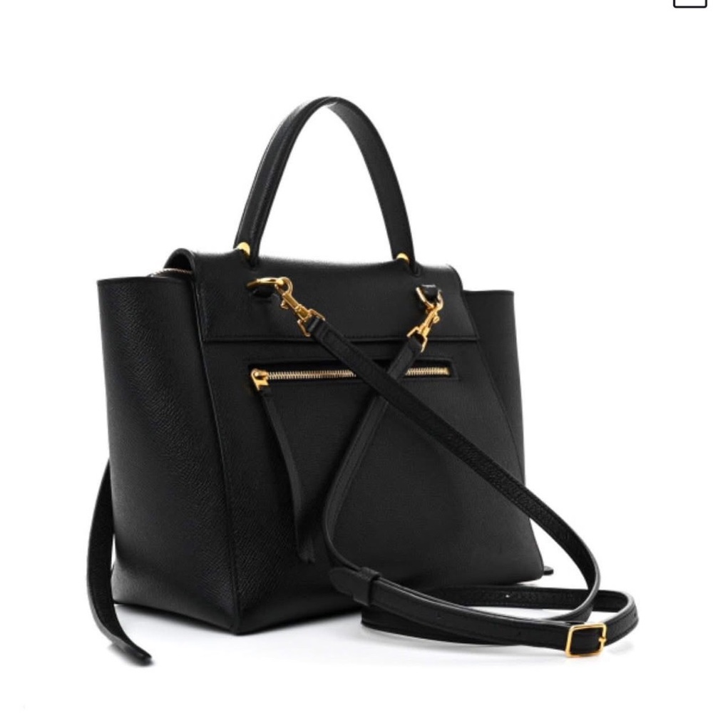 🤩💕💕 Gorgeous Celine Grained Calfskin Belt Bag in Black - Picture 2 of 7